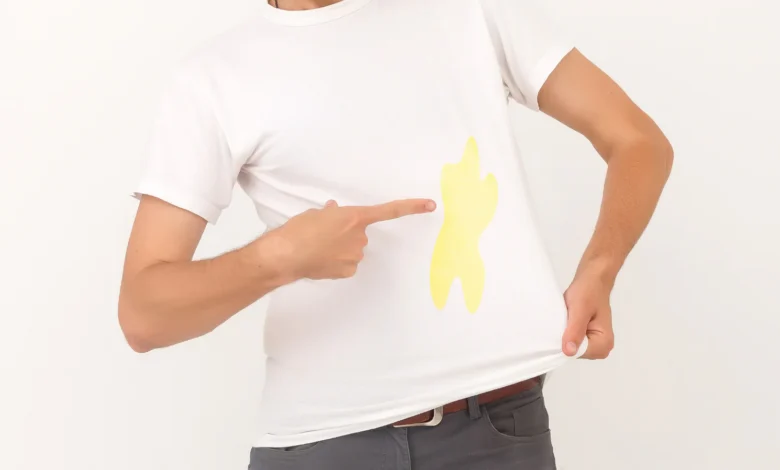 علت زرد شدن لباس سفید با وایتکس چیست؟ (+ رفع زردی و زمان دقیق خیساندن) 1 علت زرد شدن لباس با وایتکس